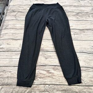 Beyond Yoga Space Dye Midi Charcoal Joggers Size Medium